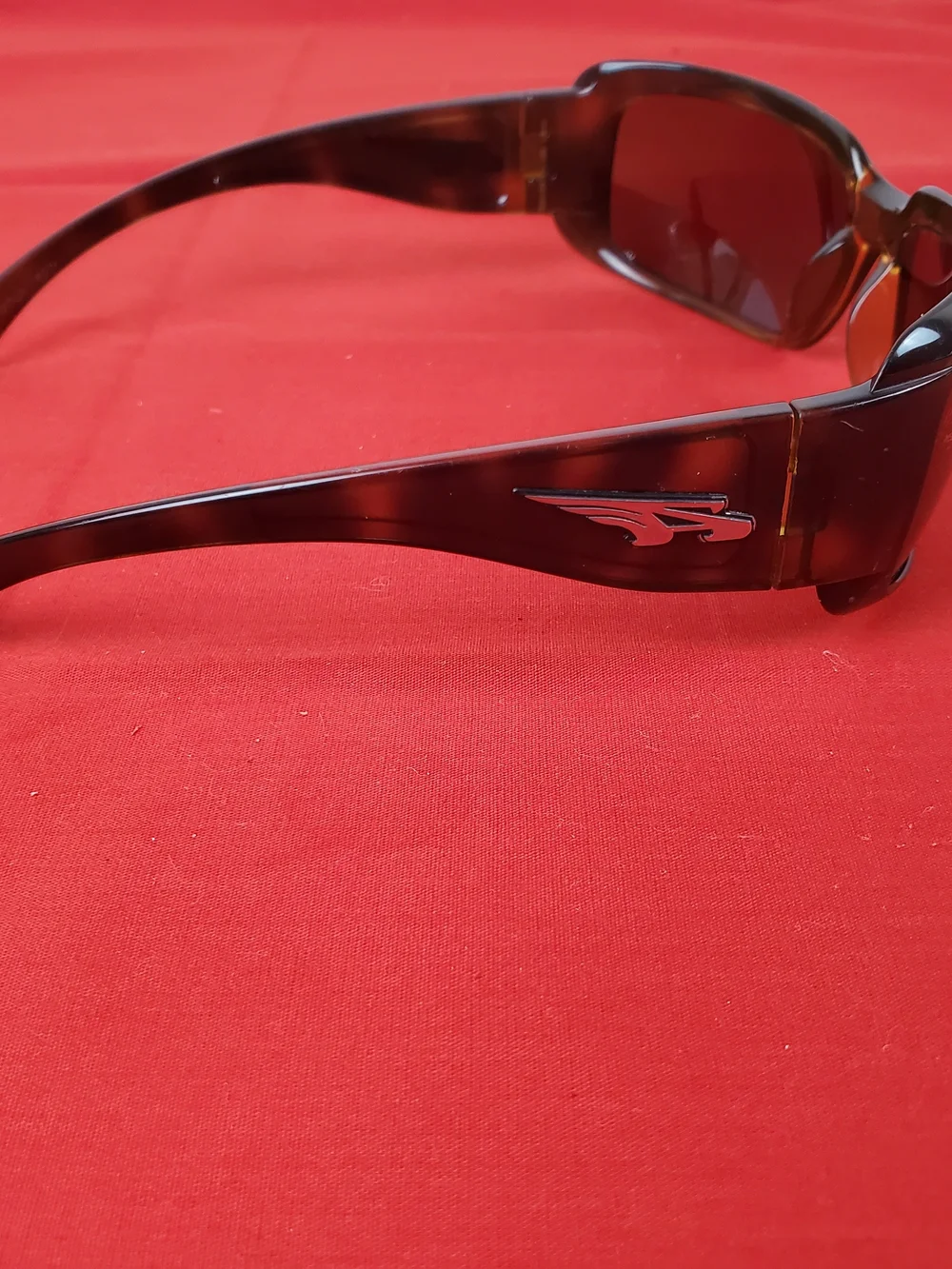 Women's Wrap Sunglasses - Dark Brown
